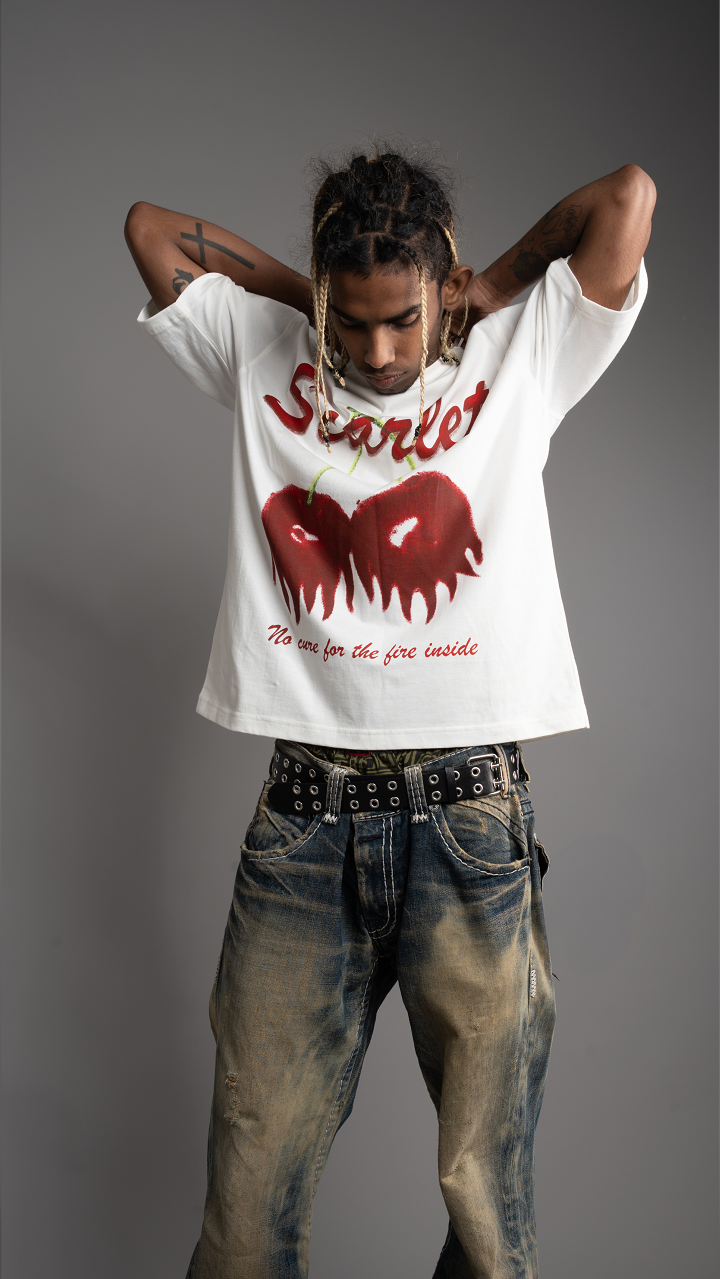 SCARLET OVERSIZED TEE